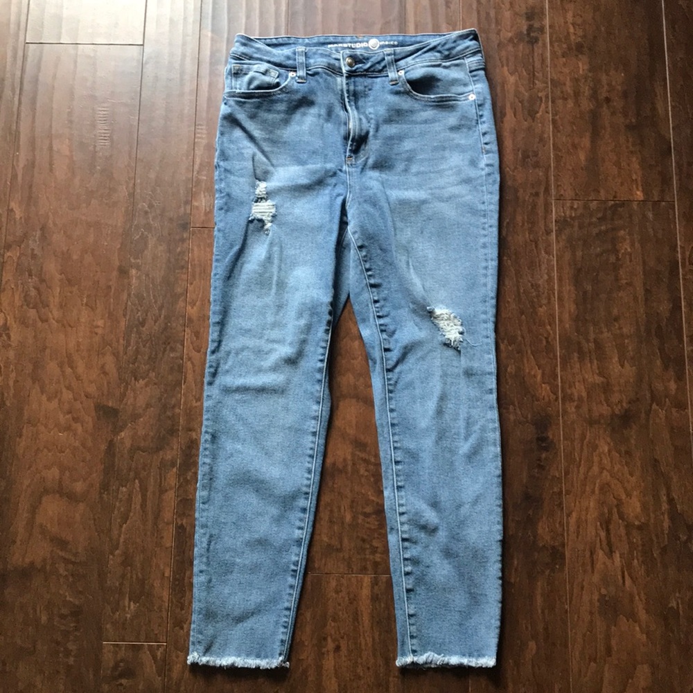 Perfectly distressed denim jeans size 14